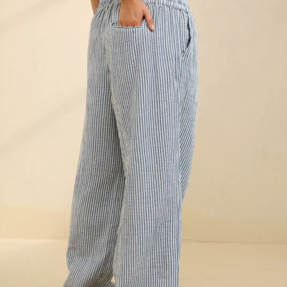 Pinstripe Loose Pants (NWT) - Picture 3 of 3
